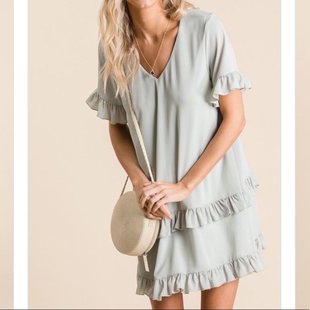 ✨SAGE GREEN WOVEN RUFFLED DETAILED DRESS
